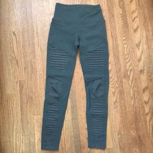 Alo Yoga Moto Leggings